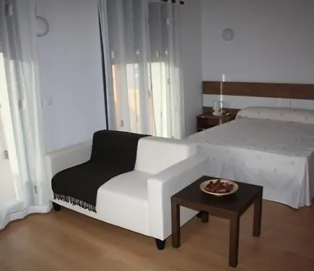 Konukevi Ubaldo Nieto 3*