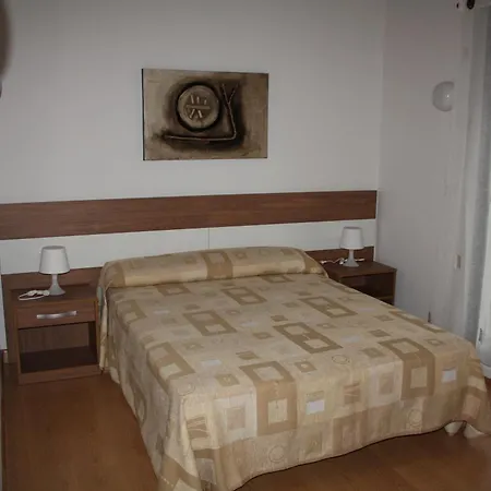 Ubaldo Nieto Guest house Carracedo del Monasterio